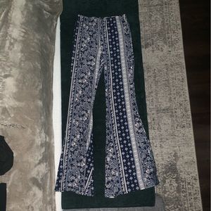Pattern pants